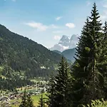 For 4 People In Appartement Châtel